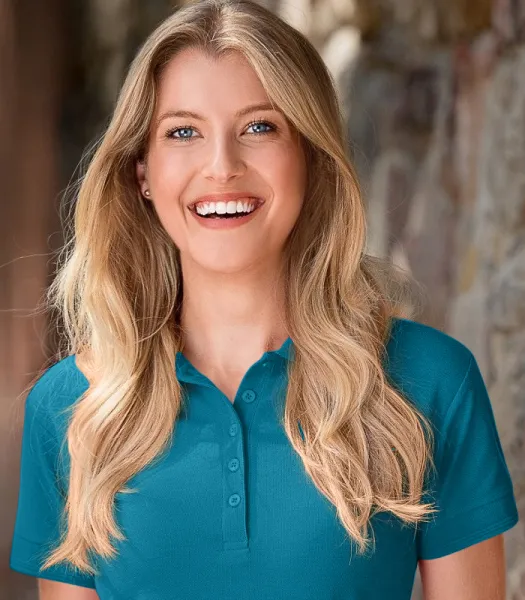 Дамска елегантна поло риза - Закопчаване с 5 копчета