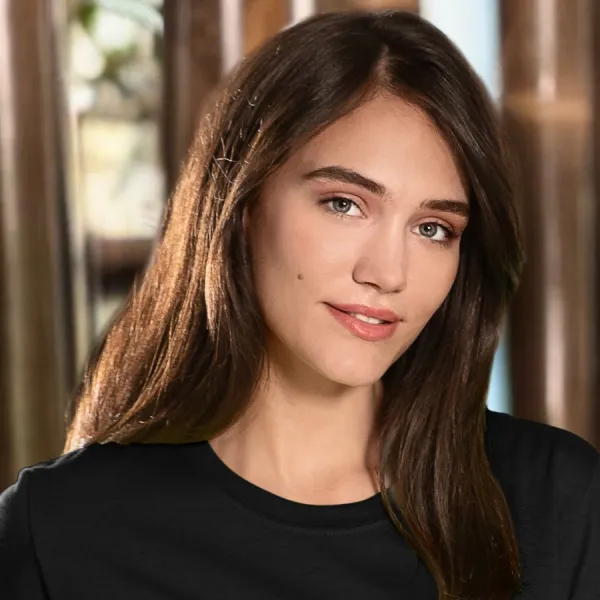 Дамска класическа тениска - Класическо кръгло деколте