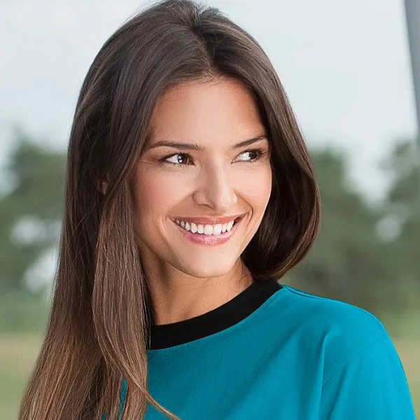 Двуцветна памучна тениска - Контрастно обло деколте