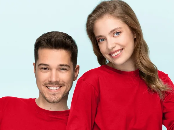 Лека тениска с дълъг ръкав - Класическо кръгло деколте