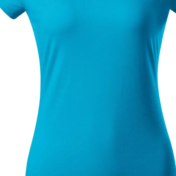 Дамска приталена тениска с V-образно деколте - Леко заострена кройка