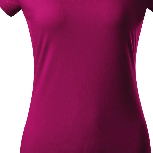Дамска приталена тениска с V-образно деколте - Леко заострена кройка