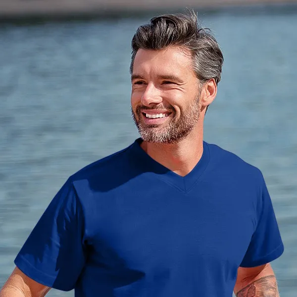 Тениска с къс ръкав, средно тегло - V-образно деколте