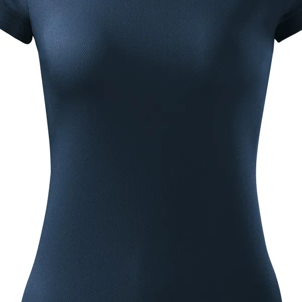 Дамска спортна тениска - Леко заострена кройка