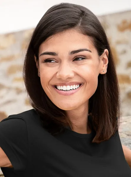 Дамска модерна тениска - Класическо кръгло деколте