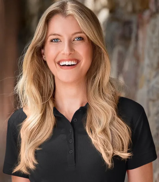 Дамска елегантна поло риза - Закопчаване с 5 копчета