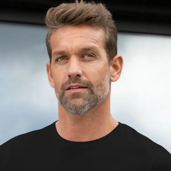 Ексклузивна мъжка тениска - Класическо кръгло деколте