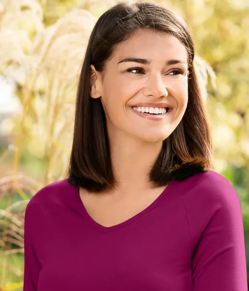 Дамска прилепнала тениска, V-образно деколте - Дълбоко V-образно деколте