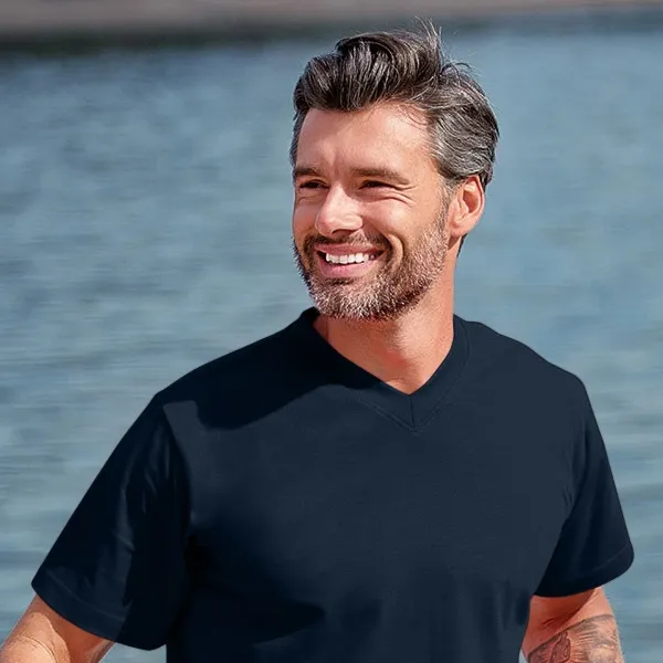 Тениска с къс ръкав, средно тегло - V-образно деколте